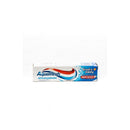 Fresh mint Aquafresh toothpaste 50ml
